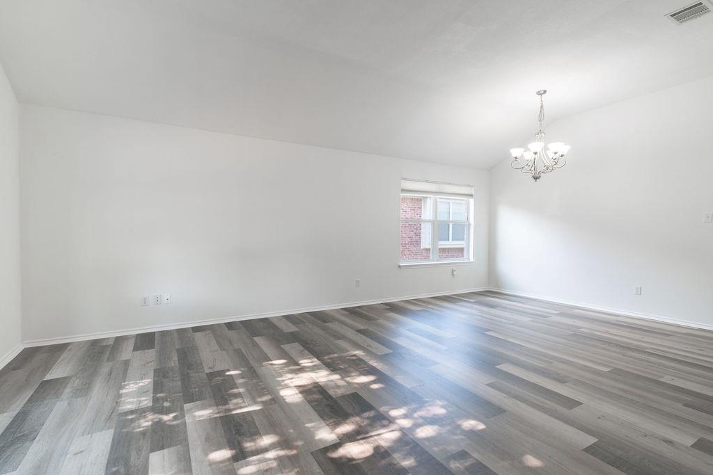 1310 Rainbow Parke DR