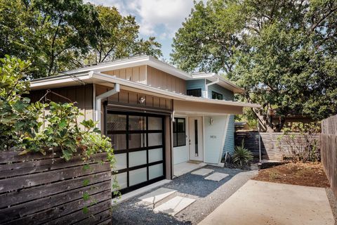 Photo of 1406 North ST #B, Austin, TX 78756 (MLS # 2665040)