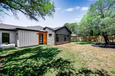 Tiny photo for 609 Cowal DR S, Briarcliff, TX 78669 (MLS # 7799632)