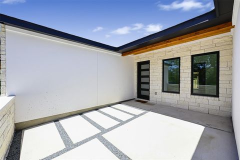 Tiny photo for 609 Cowal DR S, Briarcliff, TX 78669 (MLS # 7799632)