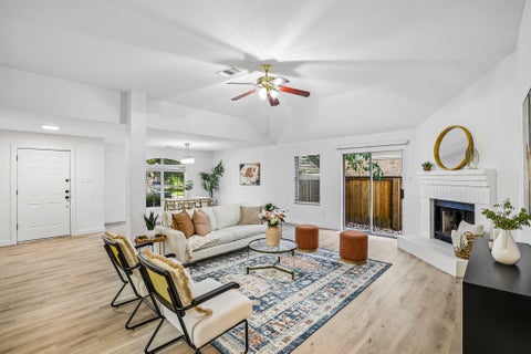 Photo of 121 Orion CV, Kyle, TX 78640 (MLS # 4154848)