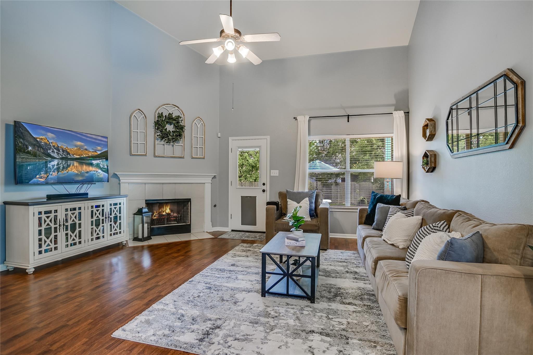 1122 Boxwood LOOP