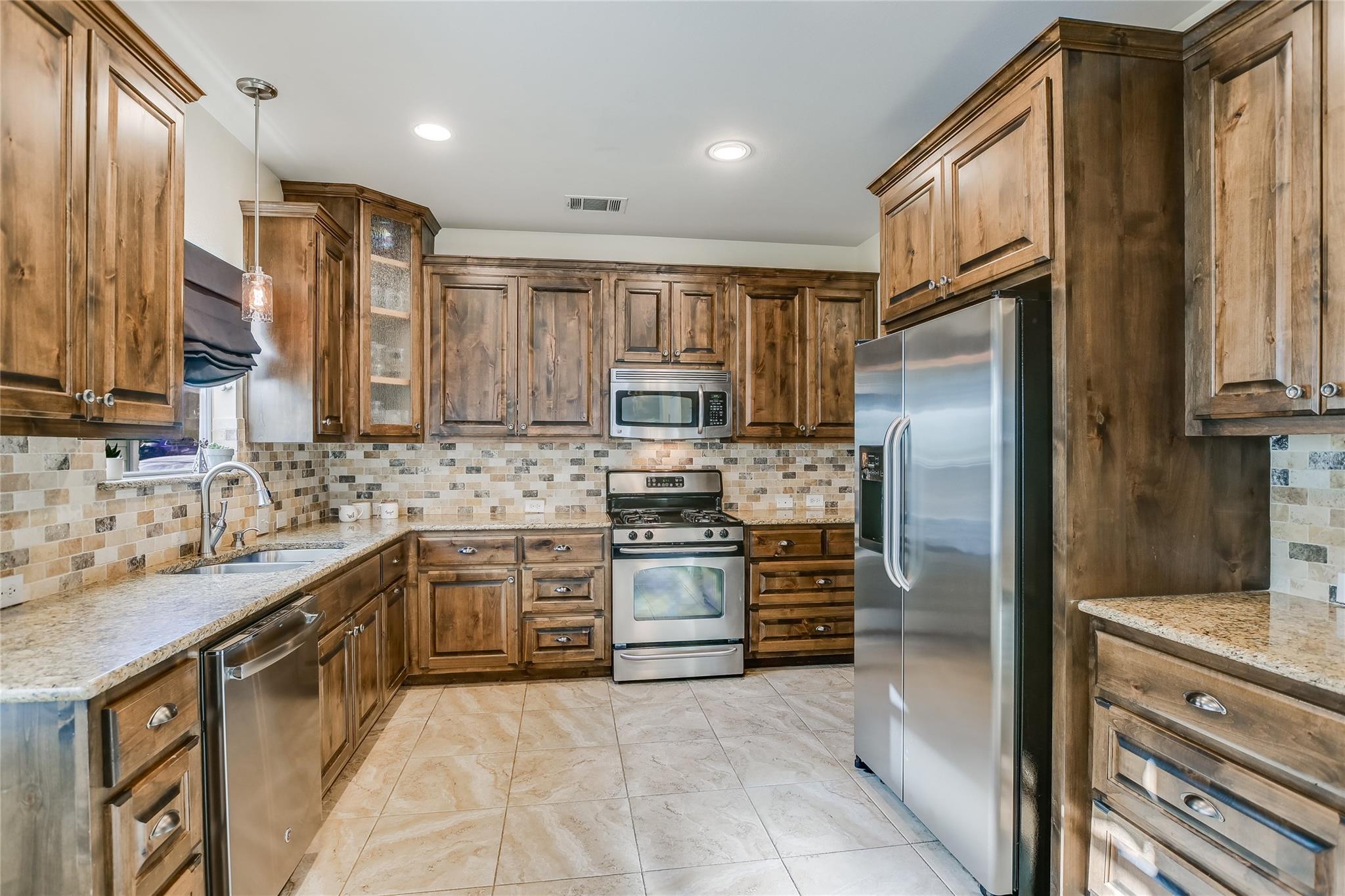 1122 Boxwood LOOP