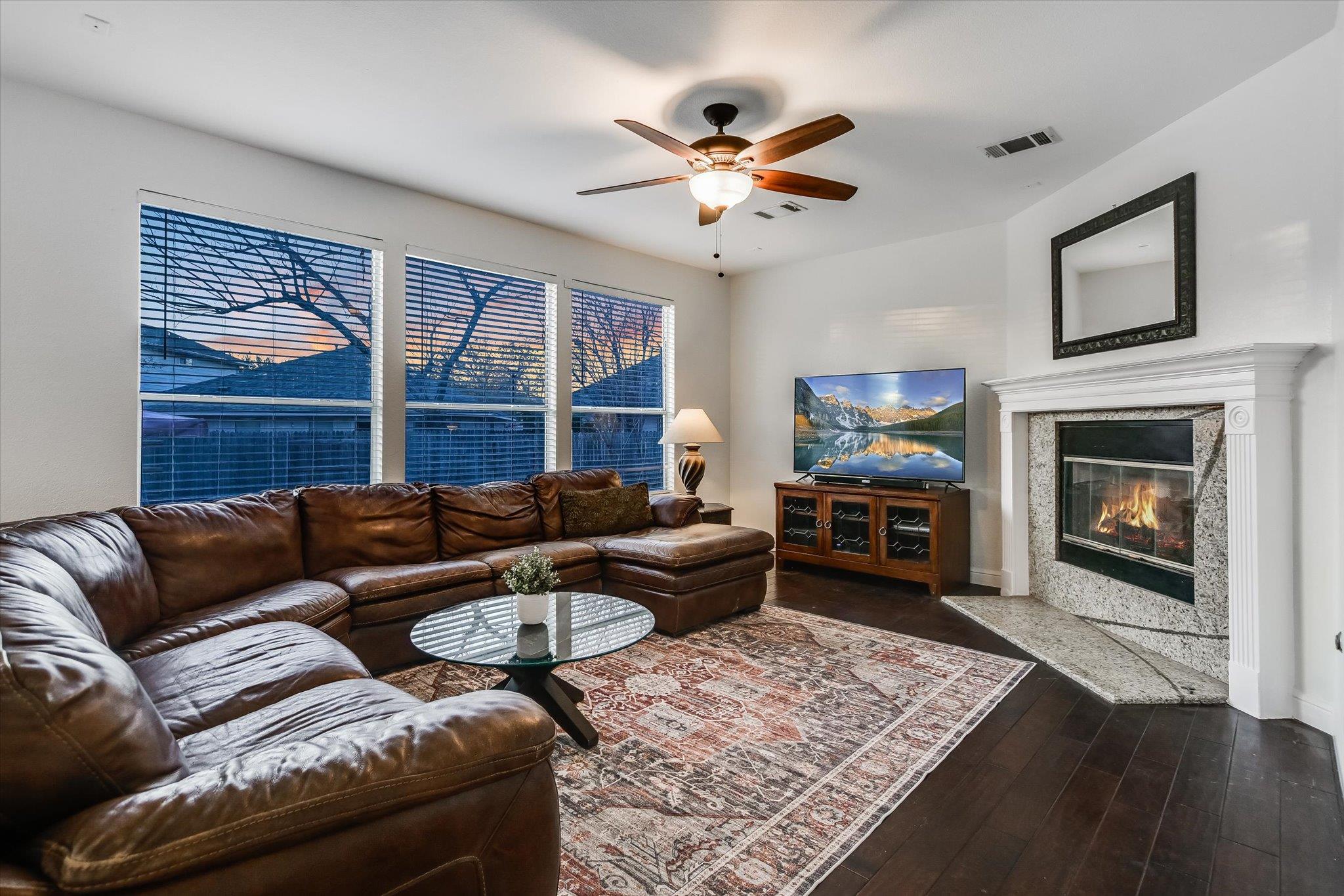 Cedar Park, Texas 78613, United States, 4 Bedrooms Bedrooms, ,3 BathroomsBathrooms,Residential,Active,96353