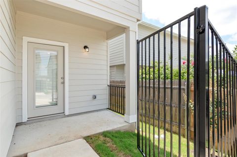 Tiny photo for 9504 Grapevine Leaf DR, Manor, TX 78653 (MLS # 9397831)