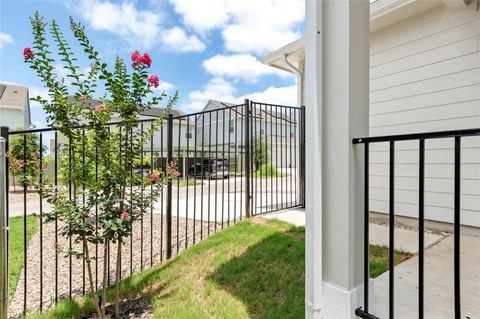 Tiny photo for 9504 Grapevine Leaf DR, Manor, TX 78653 (MLS # 9397831)