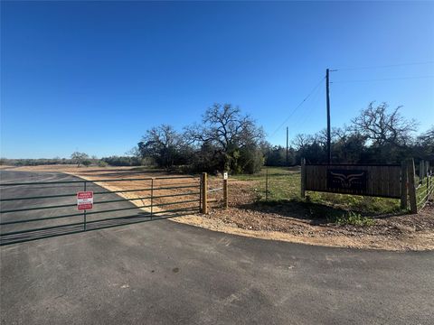 Photo of 152 Canyon LOOP, Cedar Creek, TX 78612 (MLS # 3798420)