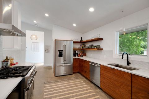 Tiny photo for 2502 Side CV, Austin, TX 78704 (MLS # 3594374)