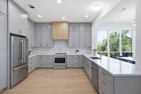 Tiny photo for 3009 Brittany Point LN, Austin, TX 78738 (MLS # 6653969)