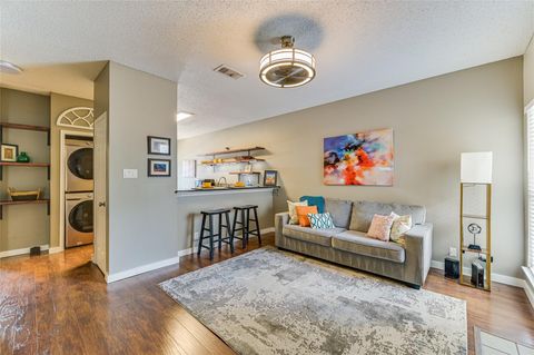 2414 Longview ST 208 Austin TX 78705