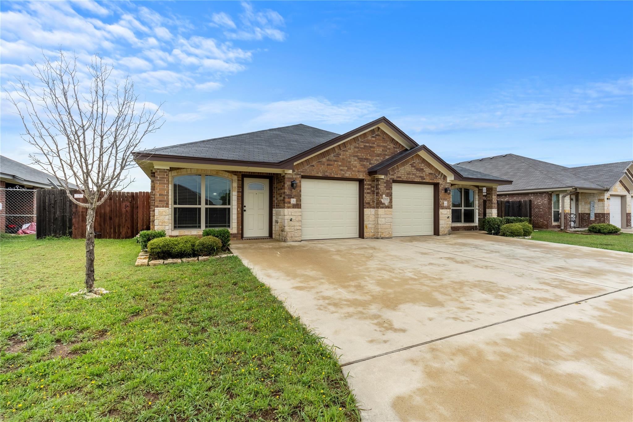 4310 Hunters Place DR