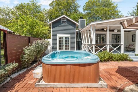 Tiny photo for 305 E 50th ST, Austin, TX 78751 (MLS # 1262570)
