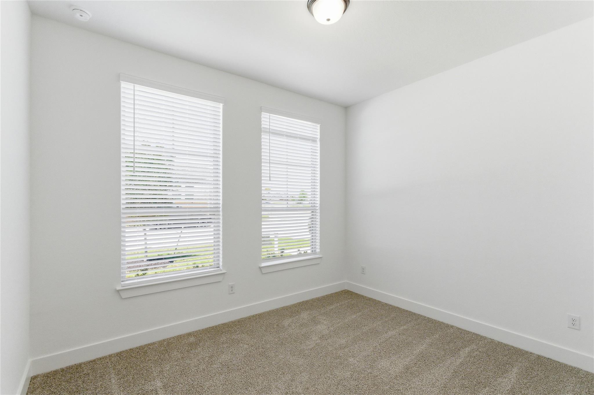 4758 Regents PL