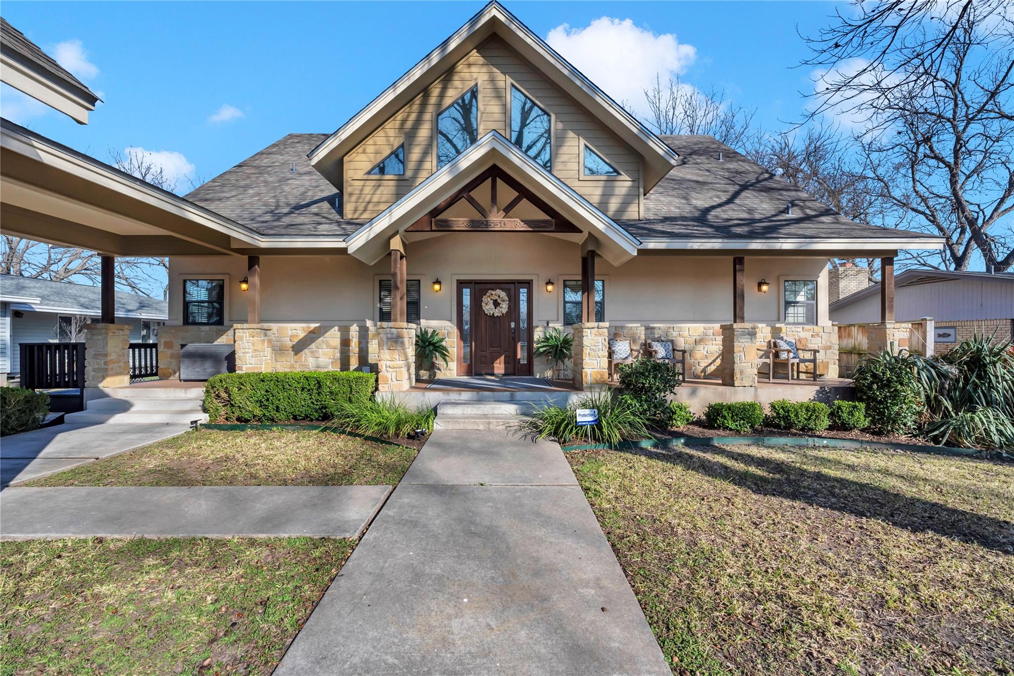 2530 Williams Lakeshore