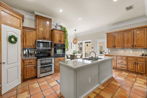 Tiny photo for 11808 Arnold LN, Austin, TX 78748 (MLS # 5721496)