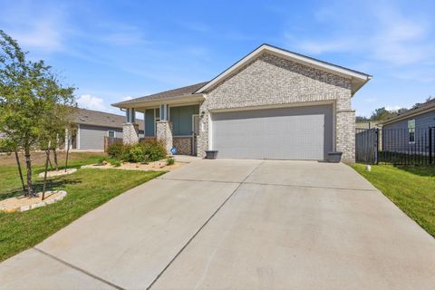 Photo of 7601 Ivy Trellis TRL, Del Valle, TX 78617 (MLS # 2333593)