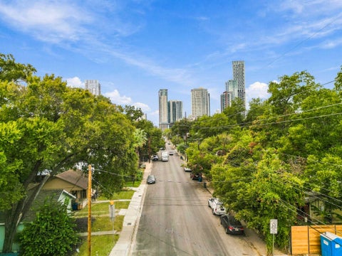 Tiny photo for 1507 1/2 Holly ST, Austin, TX 78702 (MLS # 3768528)