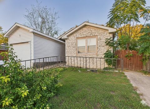 Photo of 4708 Blue Meadow DR, Austin, TX 78744 (MLS # 7532232)