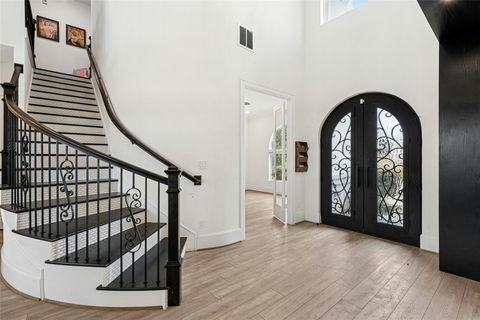 Tiny photo for 201 Slate Rock TER, Austin, TX 78738 (MLS # 9943677)