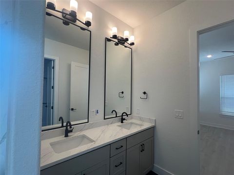 Tiny photo for 1503 Kit CIR, Austin, TX 78758 (MLS # 2444252)