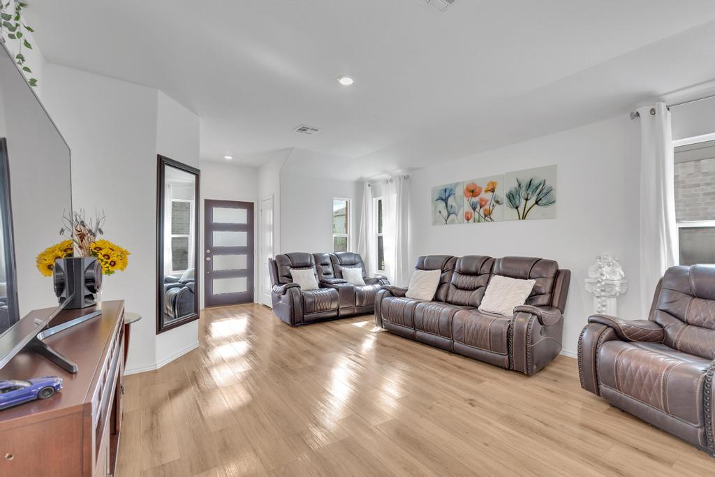 234 Canley LOOP