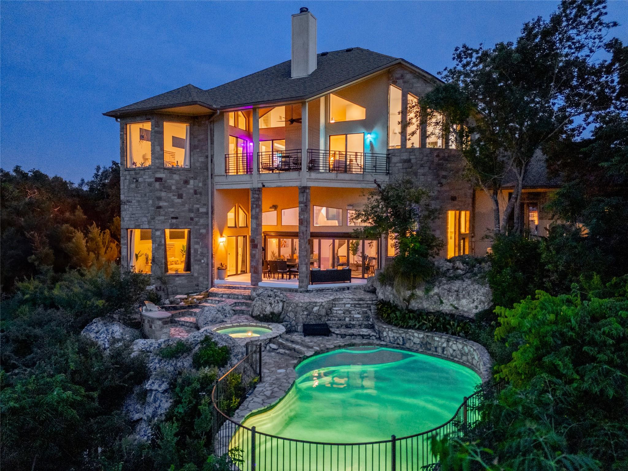13902 Panorama DR