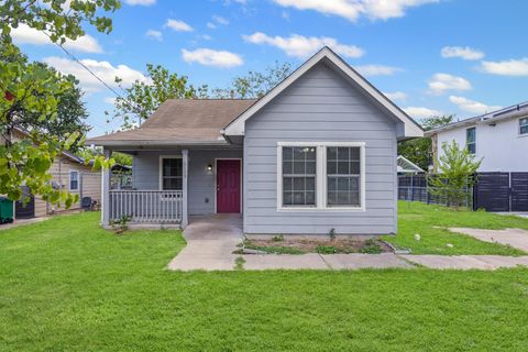 Photo of 6109 Club TER, Austin, TX 78741 (MLS # 1939100)