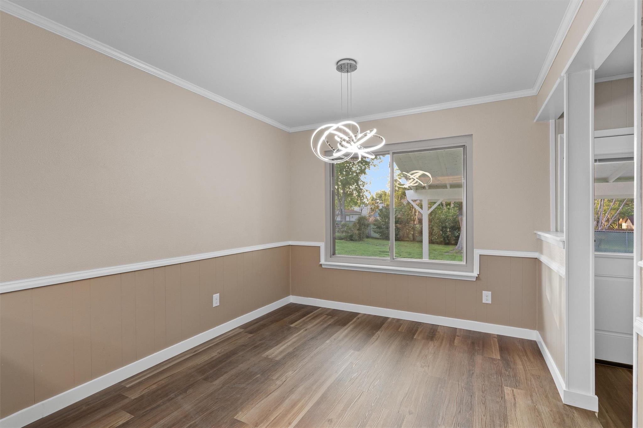 110 Live Oak DR