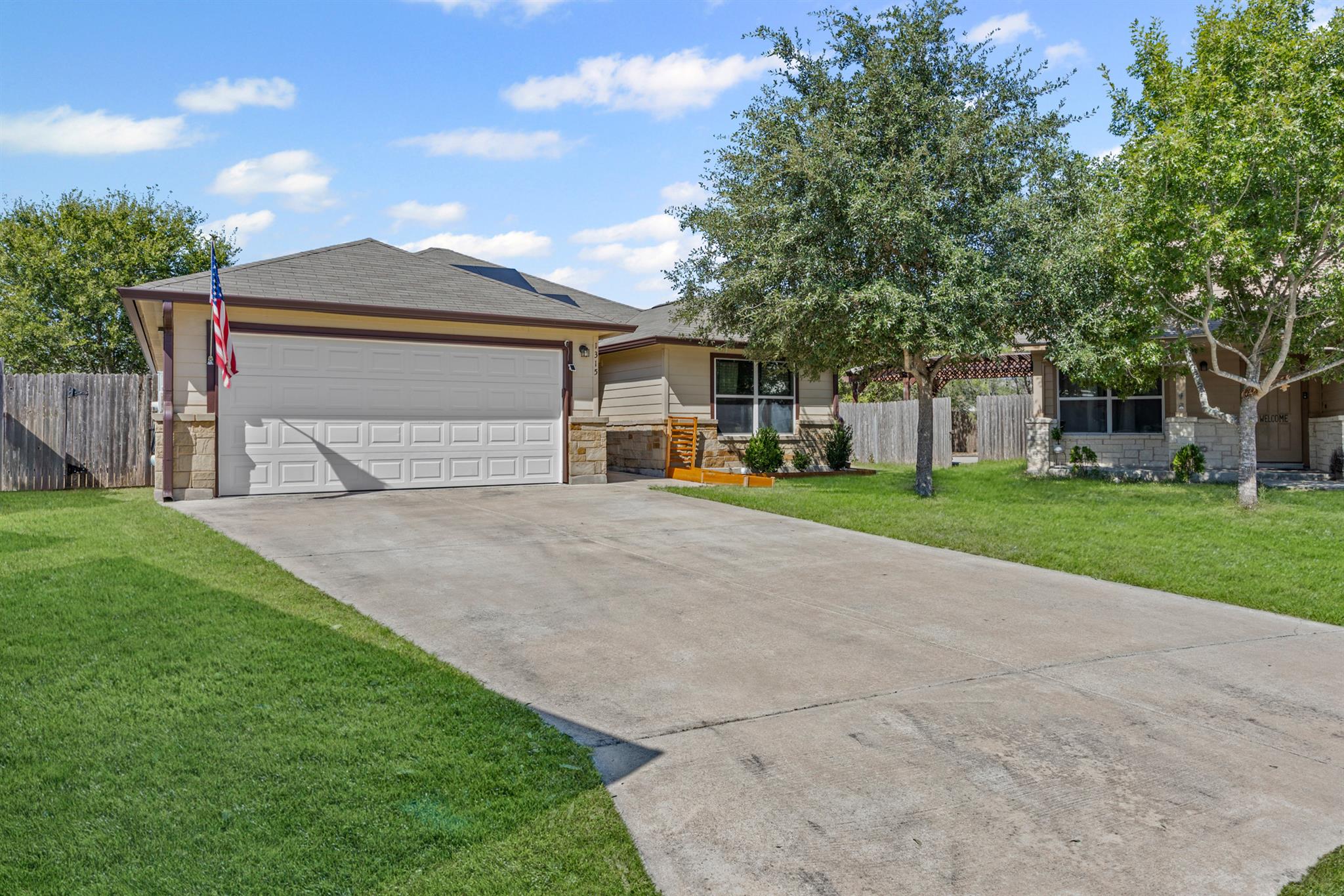 1315 Lantana CT