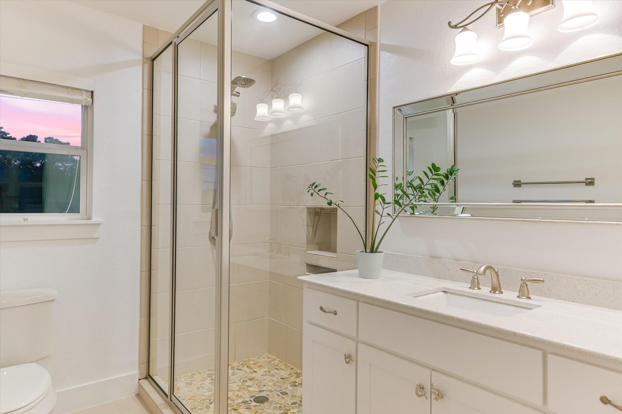 Austin, Texas 78734, United States, 4 Bedrooms Bedrooms, ,4 BathroomsBathrooms,Residential,Active,217743