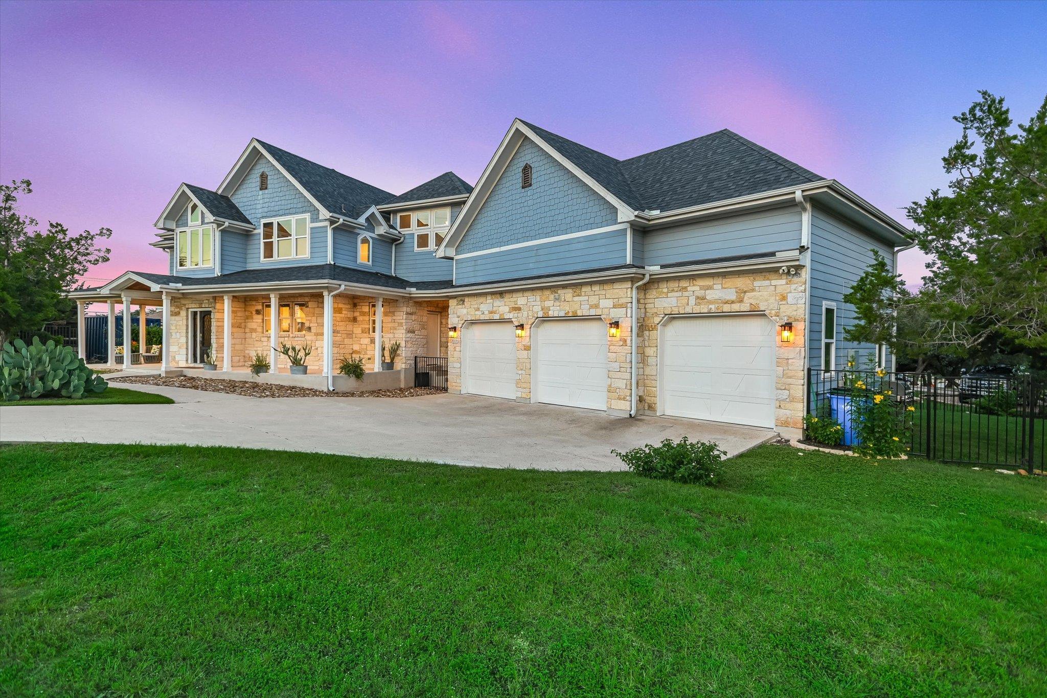 Austin, Texas 78734, United States, 4 Bedrooms Bedrooms, ,4 BathroomsBathrooms,Residential,Active,217743