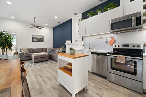 Tiny photo for 5502 Avenue F #B, Austin, TX 78751 (MLS # 2698430)