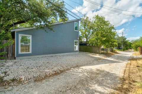 Tiny photo for 5502 Avenue F #B, Austin, TX 78751 (MLS # 2698430)