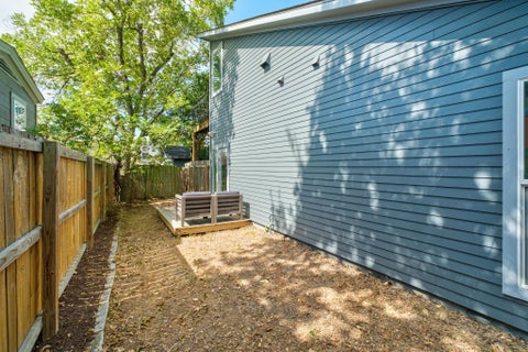 Tiny photo for 5502 Avenue F #B, Austin, TX 78751 (MLS # 2698430)