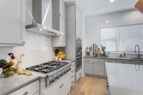 Tiny photo for 4216 Elevator DR #43, Austin, TX 78731 (MLS # 2649499)