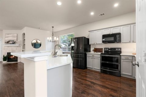 Tiny photo for 5908 Taylorcrest DR, Austin, TX 78749 (MLS # 6592742)