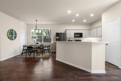 Tiny photo for 5908 Taylorcrest DR, Austin, TX 78749 (MLS # 6592742)