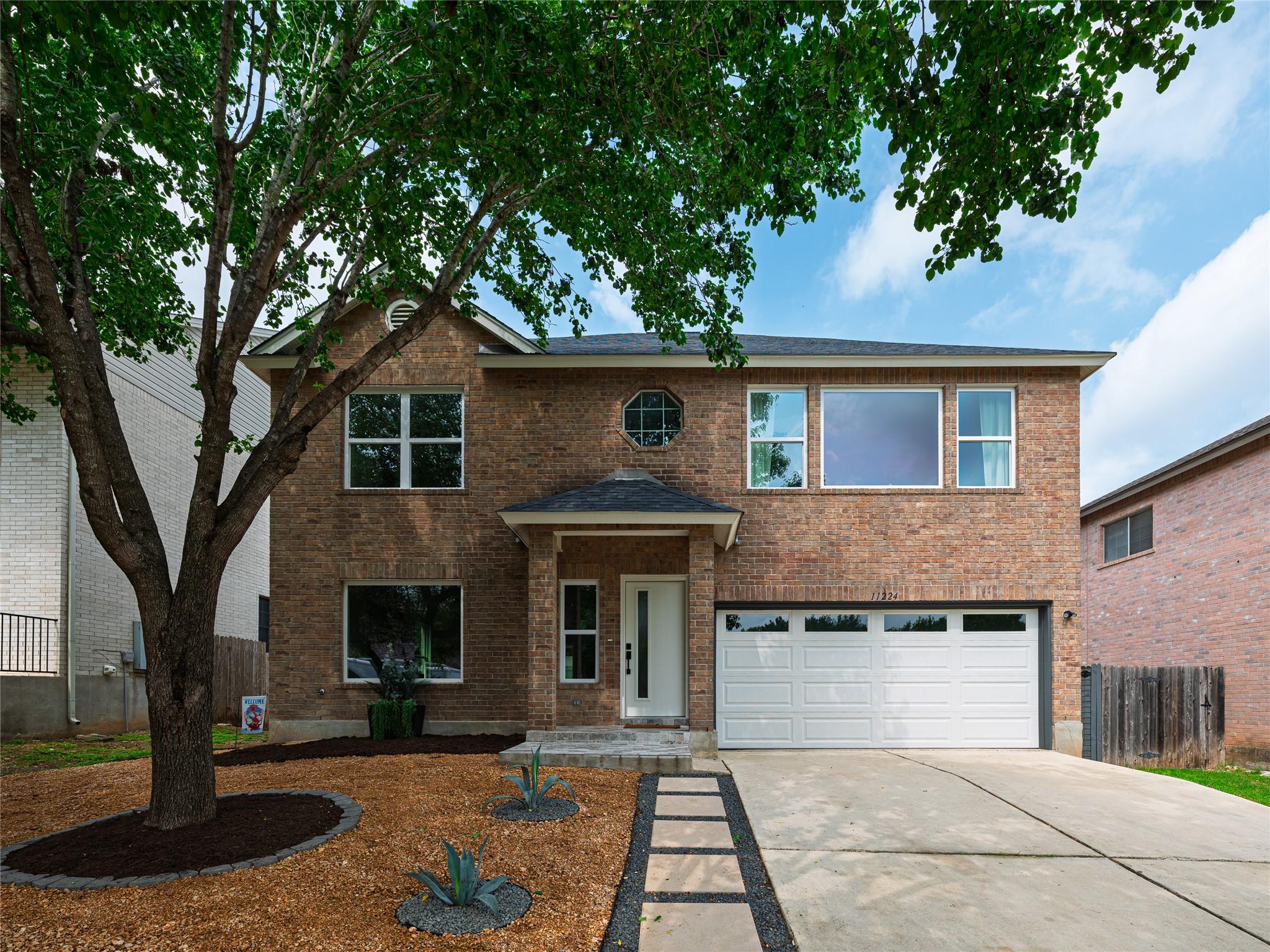 11224 Pickard LN