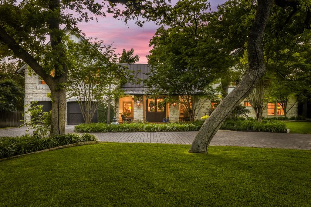 1312 Elton LN