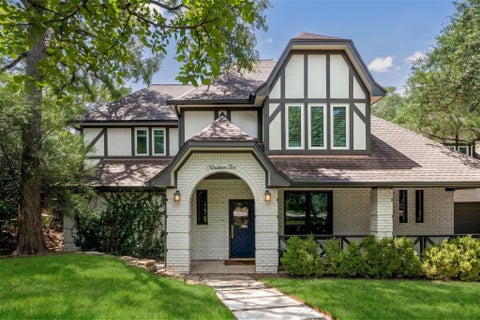 Photo of 1910 Holly Hill DR, Austin, TX 78746 (MLS # 9372072)