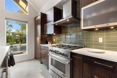 Tiny photo for 915 Biscayne ST, Lakeway, TX 78734 (MLS # 7791425)