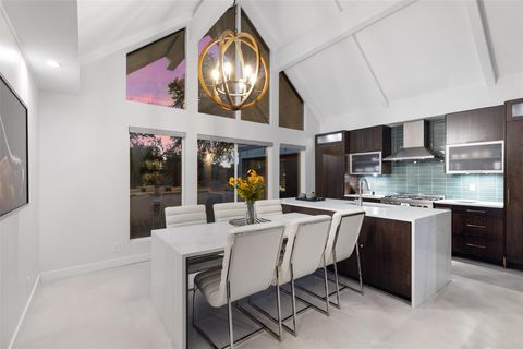 Photo of 915 Biscayne ST, Lakeway, TX 78734 (MLS # 7791425)