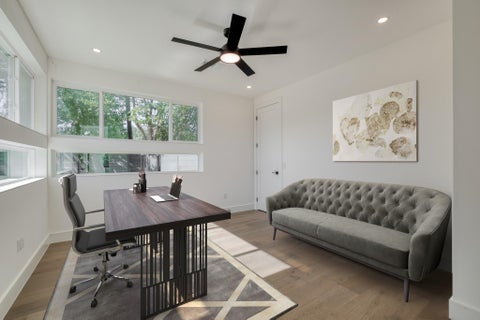Tiny photo for 5700 LOUISE LN, Austin, TX 78757 (MLS # 1546354)
