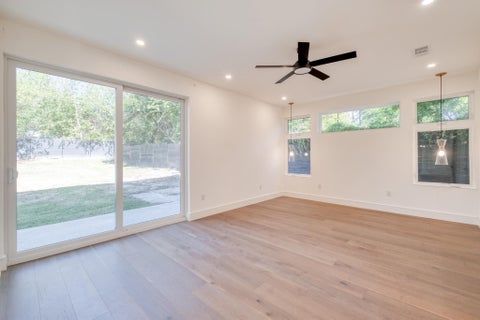 Tiny photo for 5700 LOUISE LN, Austin, TX 78757 (MLS # 1546354)