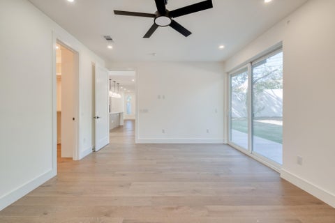 Tiny photo for 5700 LOUISE LN, Austin, TX 78757 (MLS # 1546354)