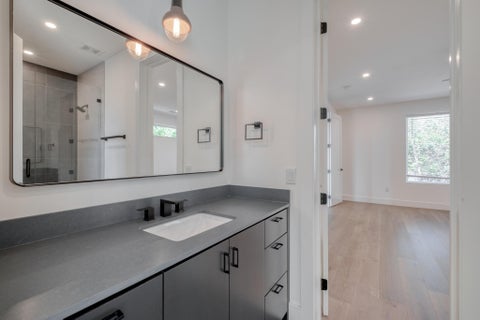 Tiny photo for 5700 LOUISE LN, Austin, TX 78757 (MLS # 1546354)