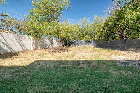 Tiny photo for 5700 LOUISE LN, Austin, TX 78757 (MLS # 1546354)