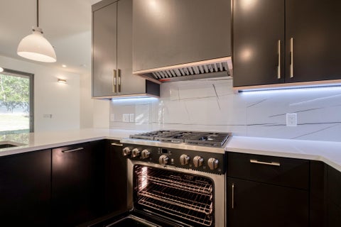 Tiny photo for 5700 LOUISE LN, Austin, TX 78757 (MLS # 1546354)