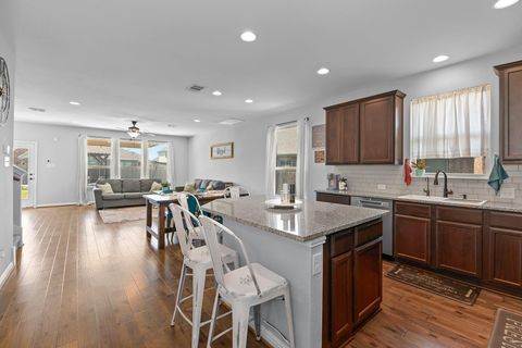 Tiny photo for 20717 Rolling Creek RD, Pflugerville, TX 78660 (MLS # 1389350)