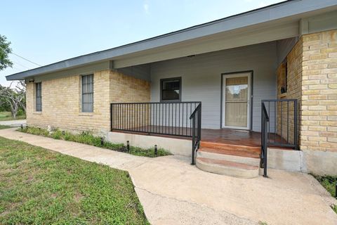 2018 Chaparral Park RD Manchaca TX 78652